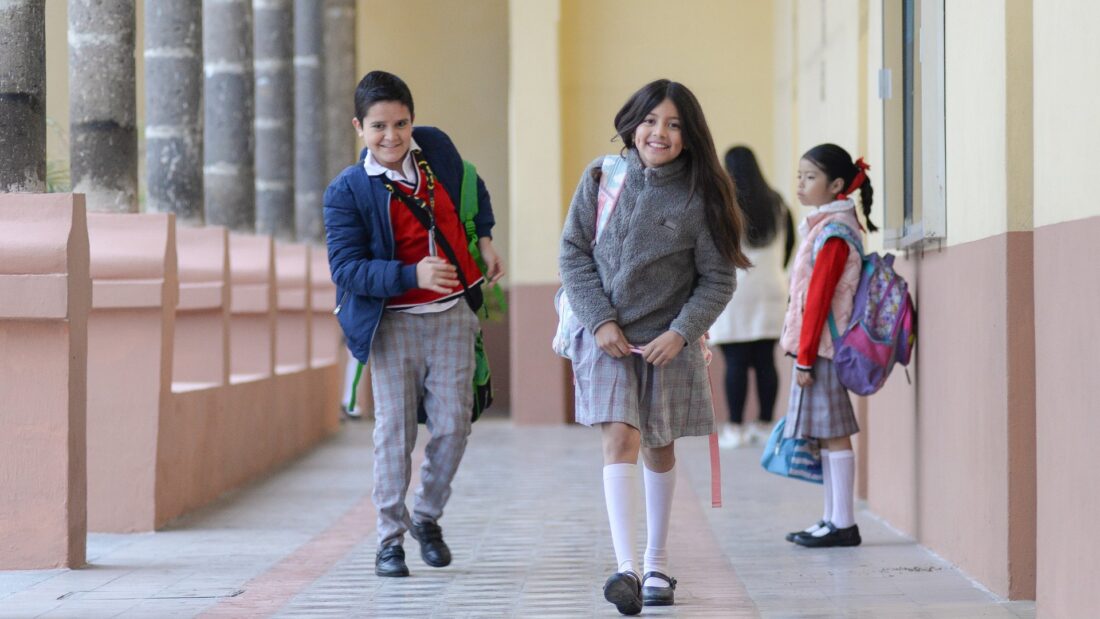 Niños en escuela