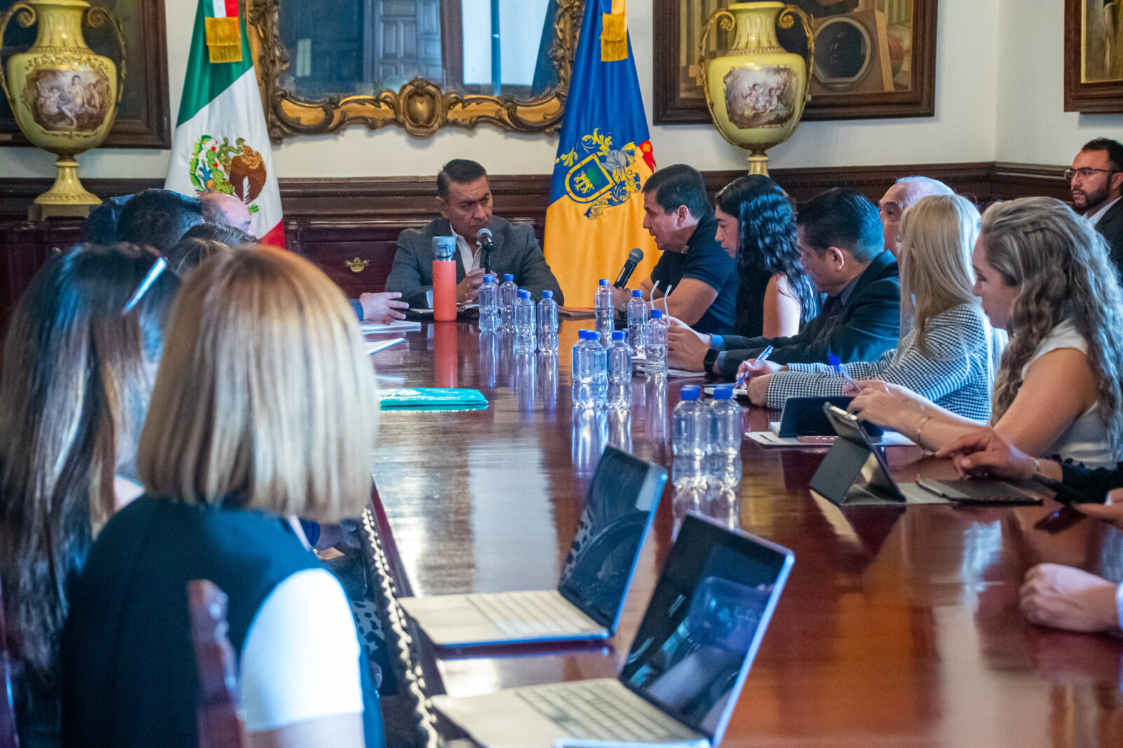 Mesa de trabajo por estudiantes de la udeG desaparecidos.