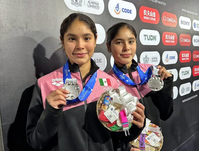Mía y Lía Cueva dan medalla de plata a México en Copa Mundial de Clavados