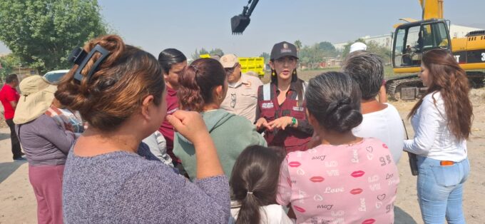 Inicia Tlaquepaque desazolve en presa El Chicharrón