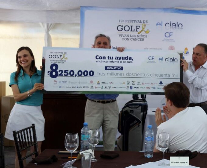 Recaudan 8 millones de pesos en torneo de golf