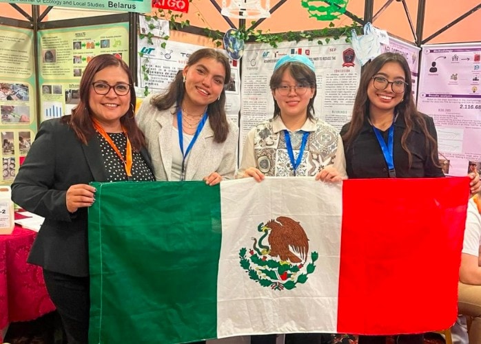 Ganan alumnas de Altamira premio en Feria de Ciencias