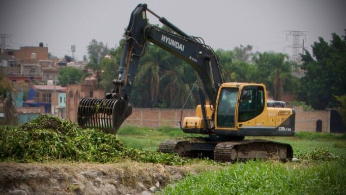 Desazolve en Las Pintas