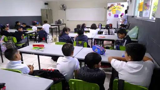 Niños en salón de clases