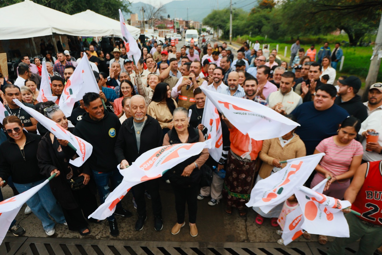 Arranca renovación integral de calle Higuera en Tlajomulco.