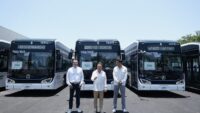 Estrena Puerto Vallarta transporte eléctrico