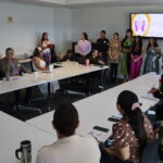 Taller de espacios laborales seguros para ellas.