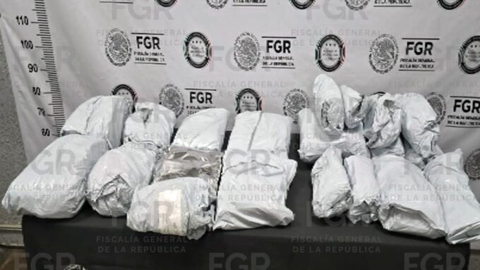 Hallan droga en paquetería