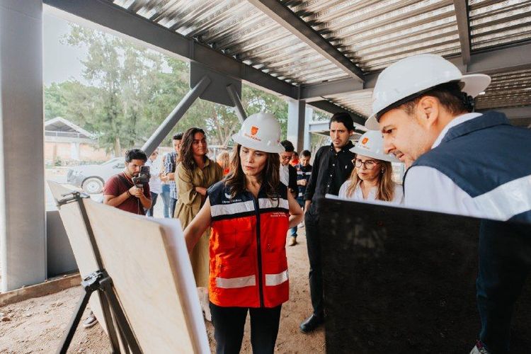 Vero Delgadillo supervisa el Centro de Desarrollo Comunitario.