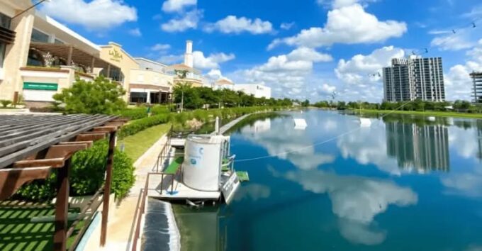 Lago artificial de Yucatán