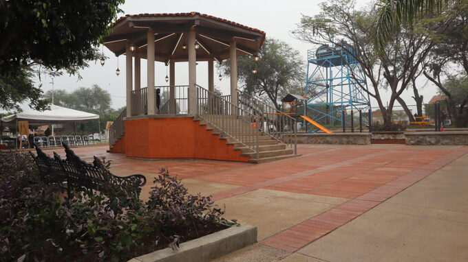 Plaza Pública en La Teja, Tlajomulco.